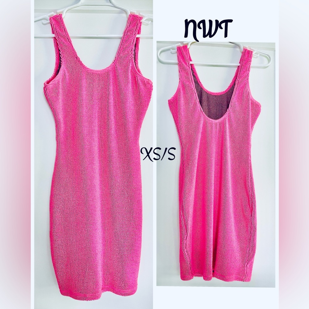 Bubblegum pink mini bodycon bandage style dress NWT black gold stitch stretch